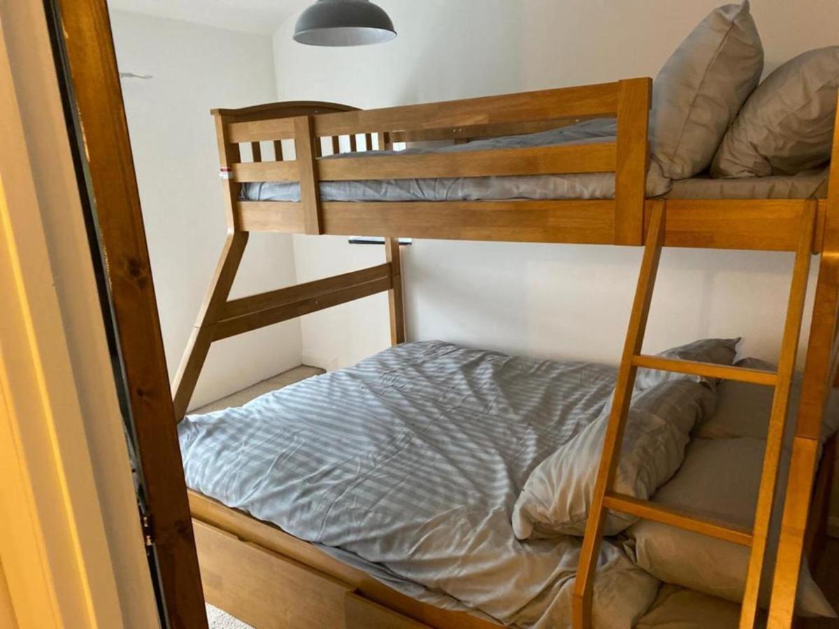 2-Bed Cottage In In Welsh Valley Nr Swansea Bagian luar foto